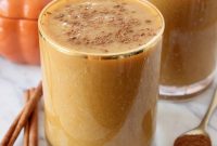 Superfood Pumpkin Smoothie with Cinnamon and Ginger