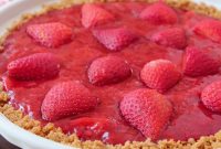 Fresh Strawberry Pie Recipe with Graham Cracker Crust