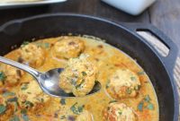 Chicken Meatballs in Coconut Vindaloo Sauce