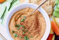 Spicy Sriracha Hummus Recipe with Garlic and Lime