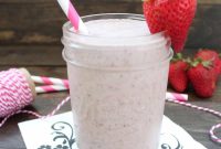 High Protein Strawberry Almond Smoothie