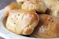 Stuffed Pretzel Bites with Chipotle Honey Cream Cheese
