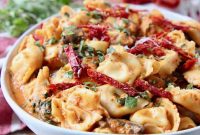 One Pot Vegetarian Pesto Tortellini Recipe