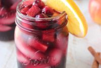 Cranberry Apple Sangria Recipe for Festive Fall Gatherings
