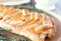 Cranberry Turkey Puff Pastry Bites