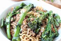 Beef and Broccoli Stir Fry with Garlic Ginger Sauce