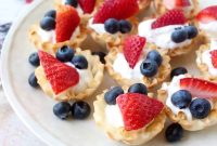 Mini Phyllo Baskets with Berry Cream Recipe