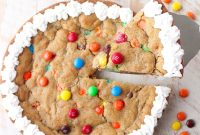 Candy Cookie Cake Recipe: Step-by-Step