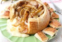 Caramelized Pear and Baked Brie Bread Bowl Recipe