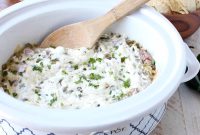 Slow Cooker Ham and Cheese Jalapeno Popper Dip