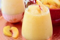 Frozen Peach Sangria Recipe – Refreshing Summer Cocktail