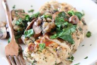 Whole30 Chicken with Mushrooms and Spinach