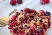Homemade Oatmeal Cranberry Bars Recipe