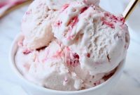 Creamy No-Churn Strawberry Ice Cream Recipe