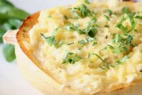 Baked Spaghetti Squash Mac and Cheese