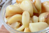Oven-Roasted Garlic Recipe for Sweet, Spreadable Cloves