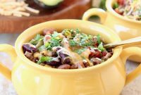 Slow Cooker Taco Soup with Ground Beef and Beans