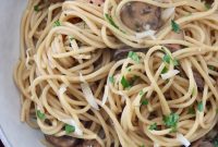 Creamy Garlic Mushroom Pasta Recipe with Parmesan