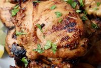 Zesty Garlic Marinade for Grilled Chicken Thighs