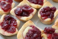 Cranberry Brie Bites Recipe with Puff Pastry