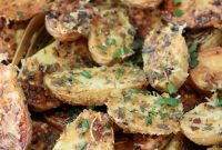 Crispy Roasted Baby Potatoes with Garlic and Herbs