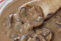 Savory Mushroom Gravy for Roasts and Mashed Potatoes