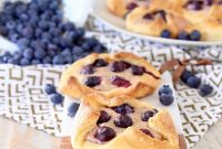 Blueberry Pastry Recipes: Flaky Treats and Baking Tips