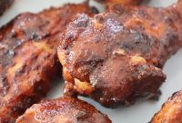 Crispy Oven Baked Chicken Wings with Garlic and Honey
