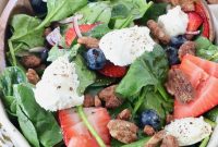 Spinach and Strawberry Salad with Balsamic Vinaigrette
