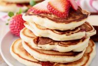 Fluffy Strawberry Pancake Recipe with Cream Cheese Syrup