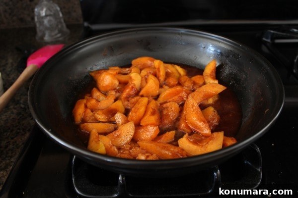 Apricot Dessert Tacos with Honey Lime Mascarpone 5 Caramelized Apricots
