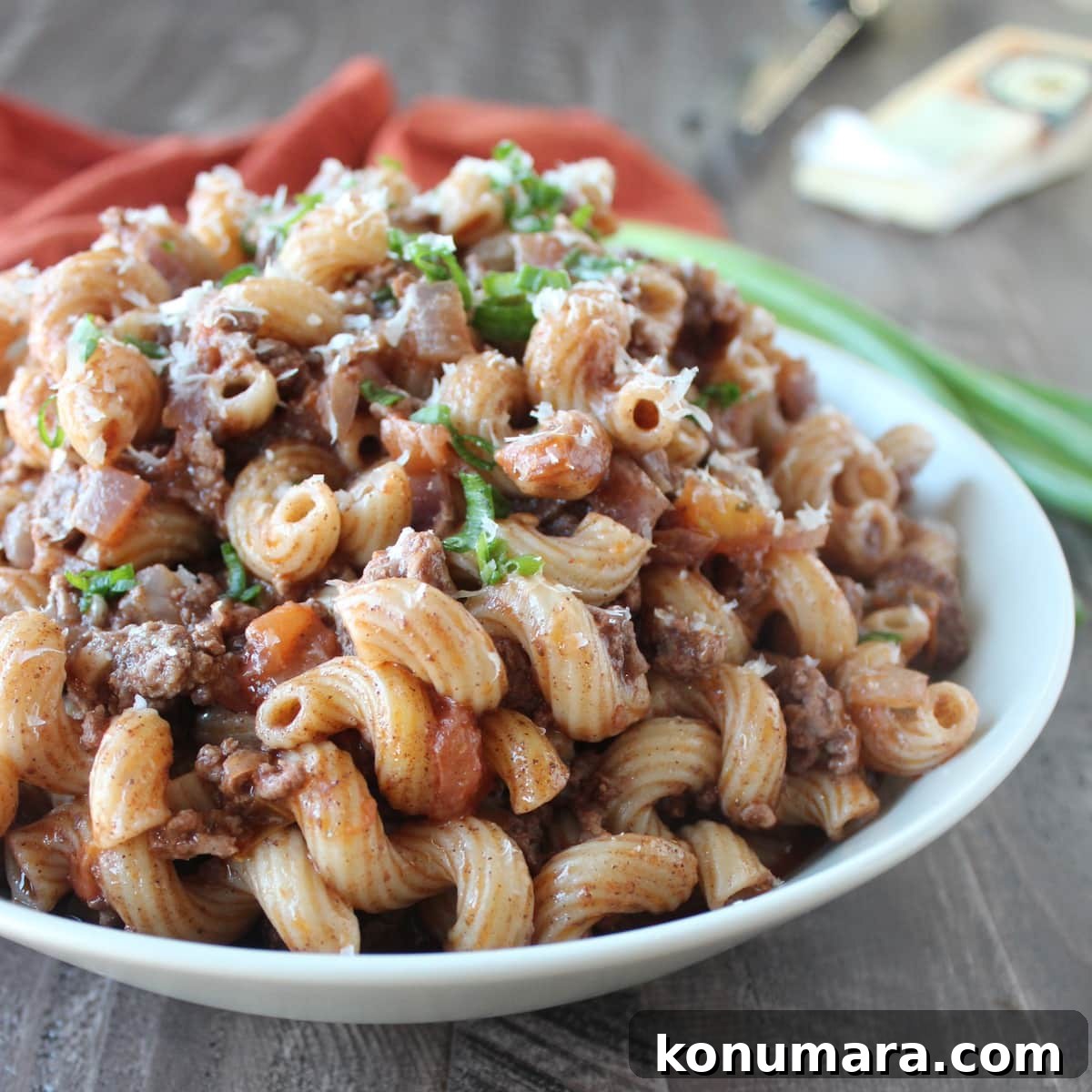 One-Pot Beef and Macaroni Recipe 2 cooked macaroni and ground beef in a bowl