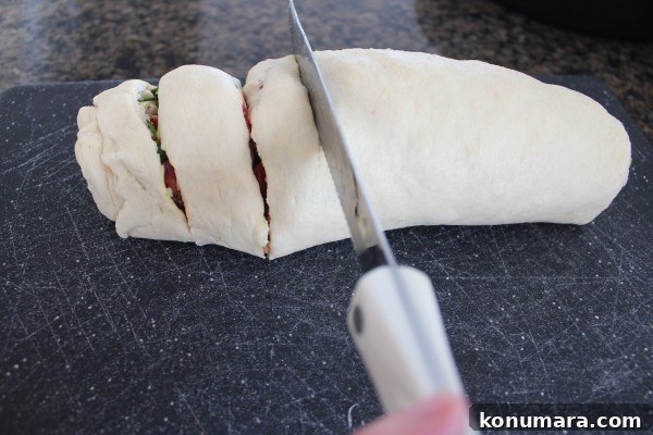 Cheesy Veggie Pizza Rolls Recipe