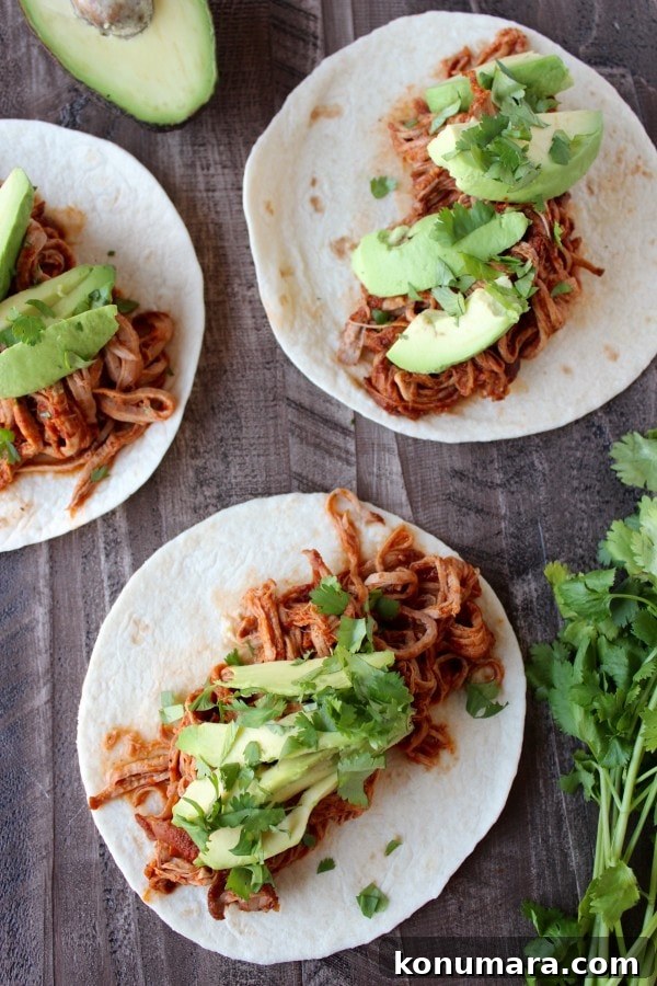 Slow Cooker Sriracha Honey Pulled Pork Tacos Recipe