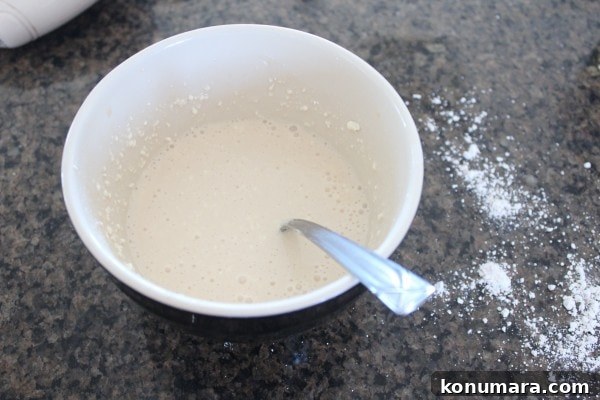 Cream Cheese Icing for Cinnamon Roll Recipe