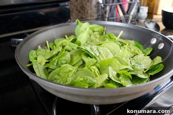 Spinach and Artichoke Turkey Burger Recipe 4 fresh spinach in a large skillet