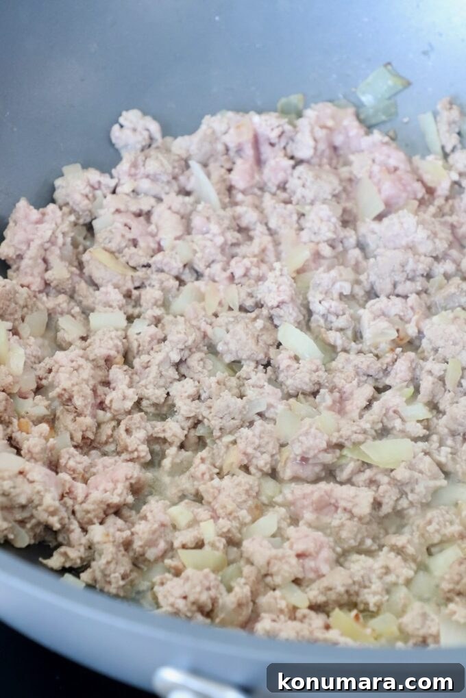 One-Pot Greek Pasta with Feta, Olives and Tomatoes 4 cooked ground turkey in pan with diced onions