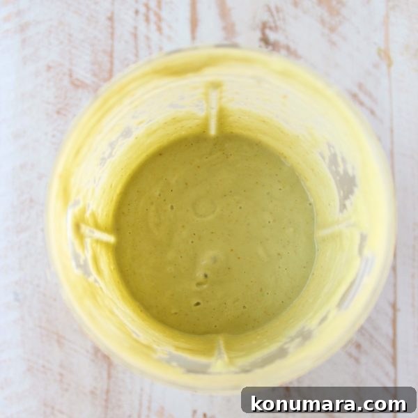 Creamy Thai Green Curry with Avocado and Coconut Milk 6 Avocado adds an extra rich, creamy flavor and texture to this Thai Green Curry Sauce, perfect for simmering with veggies in this Vegan Avocado Curry Recipe!