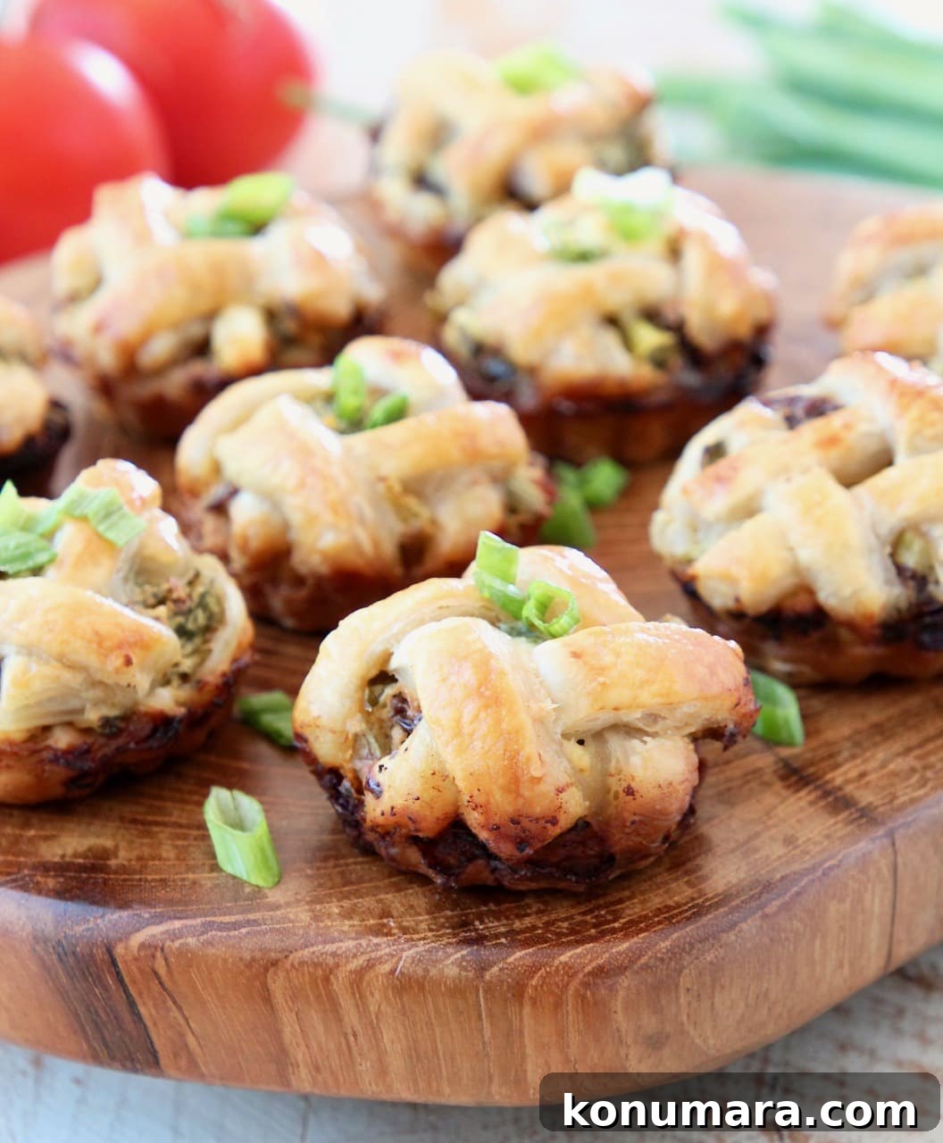 Mini Spinach and Feta Pies 2 Spinach Feta Mini Pies with Puff Pastry Criss Cross Crust