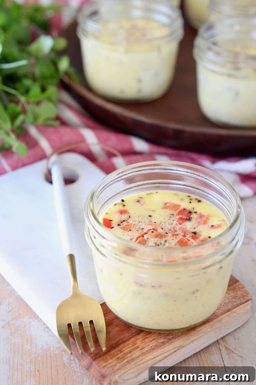 Sous vide egg bites in glass mason jar