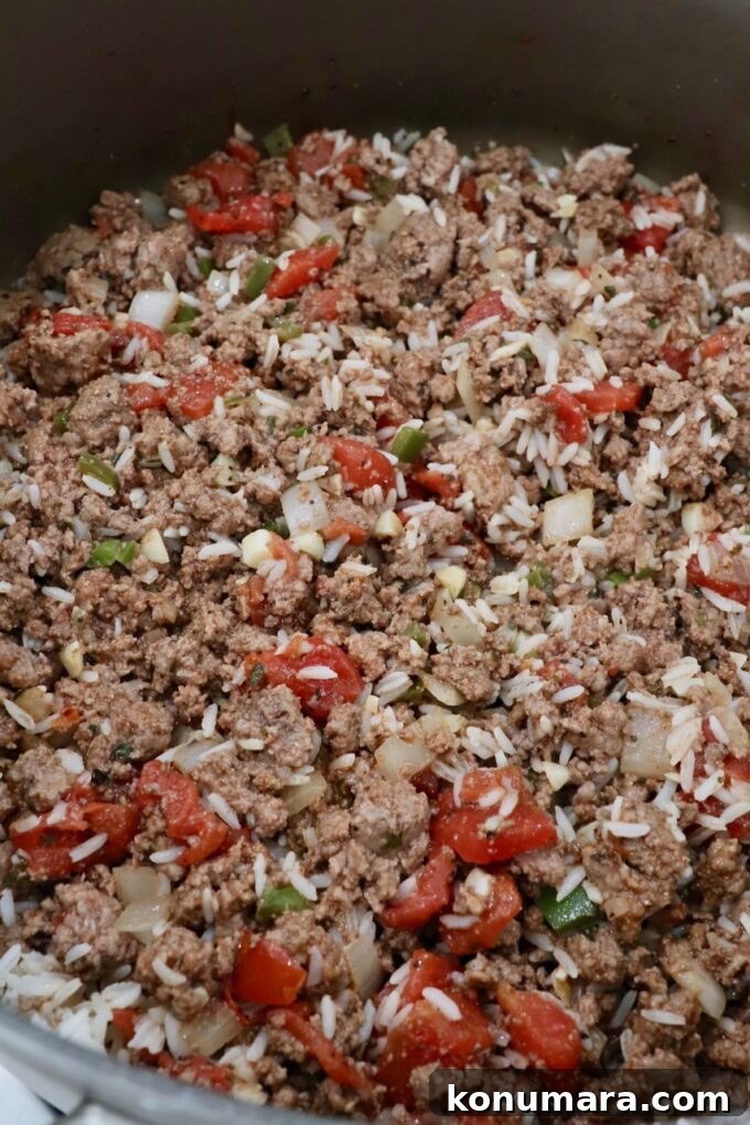 Stuffed pepper ground beef filling in skillet