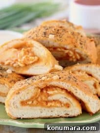 Buffalo Cheesy Pizza Bread