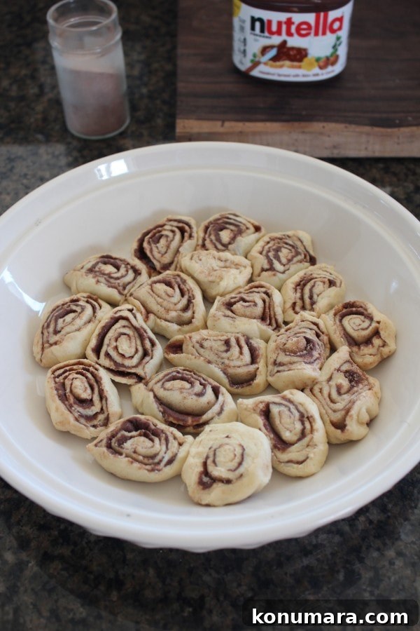 Mini Nutella Cinnamon Roll Bites Recipe 9 Mini Nutella Cinnamon Rolls