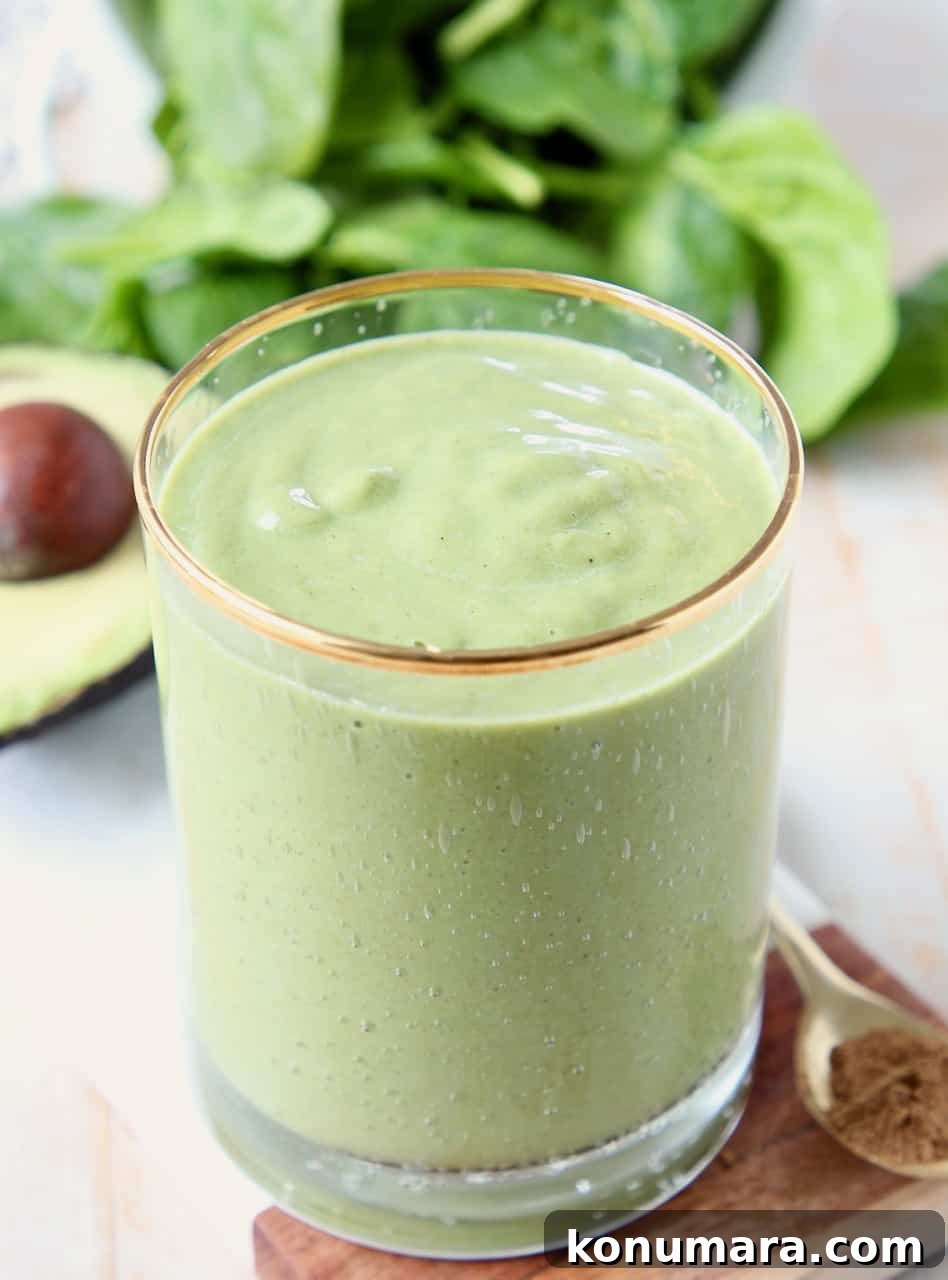 Superfood Green Smoothie Recipe with Spinach and Avocado 2 Green smoothie in glass